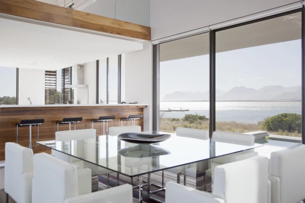 Sliding aluminium doors